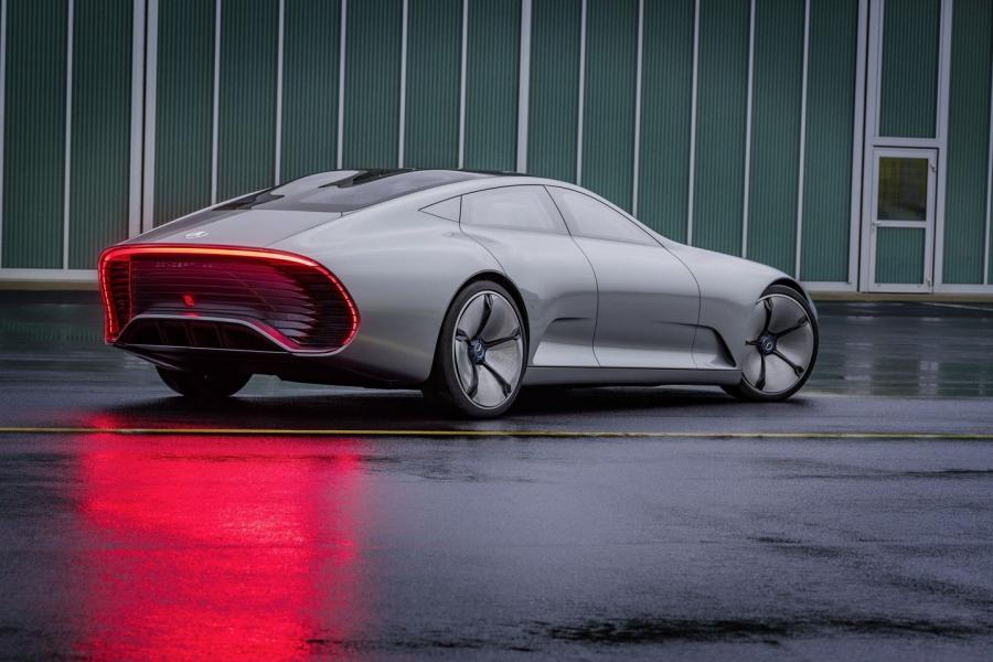  Mercedes-Benz Concept IAA 2015 года  (фото 35 из 55)